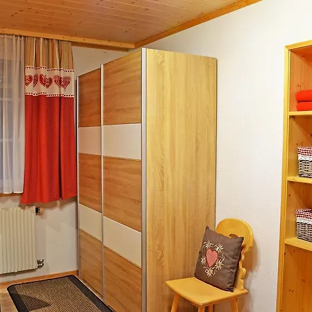 Truffersbrunnengassli 1 *